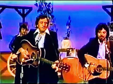 Johnny Cash & Marty Stuart - Doin’ My Time (Live) | The Carl Tipton Show (1980)