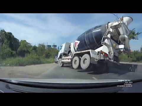 Жуткие ДТП, ДТП аварии жесть Подборка дтп Ноябрь2020. Terrible road accidents selection of accidents