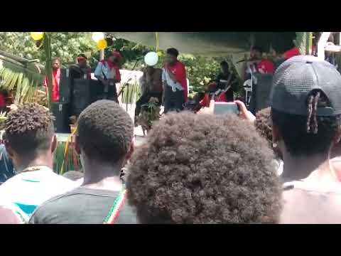 Archie Tarzy play live @ West Taraka Rugby Field😎