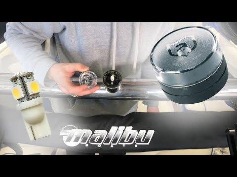 Replacing an Anchor Light With an LED Bulb