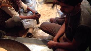 preview picture of video 'tilkut making in patna, bihar.'