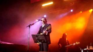 Danielle - Los Secretos (Palacio de los deportes, Madrid, 18/12/09)