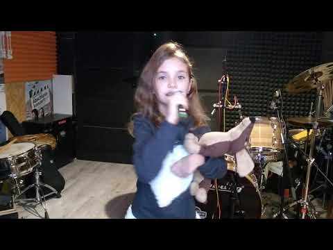 Natalka - cover piosenki "Psia Kostka" Piotr Rubik, Olivia Wieczorek, Magda Bereda