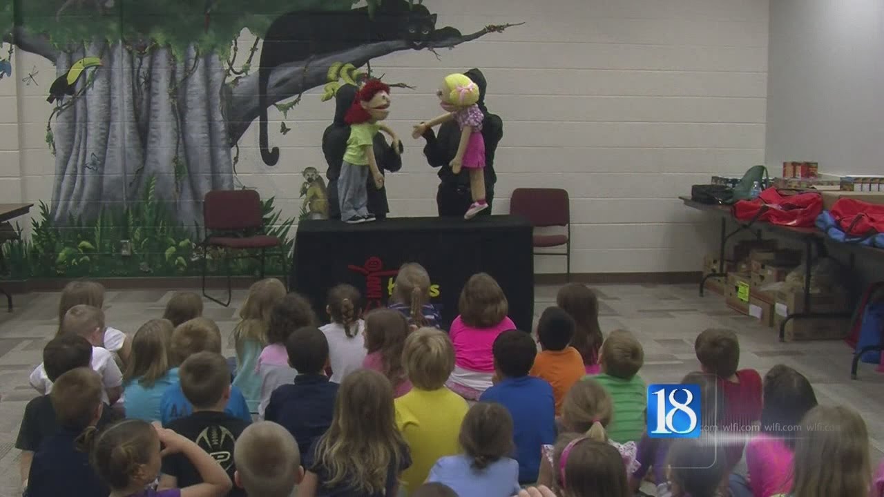 Puppet show teaches students lessons