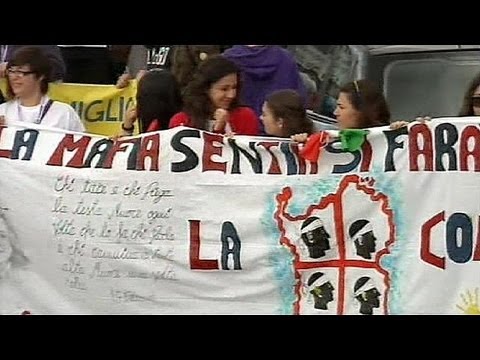 Italian students mark anniversary of anti-mafia magistrate killing