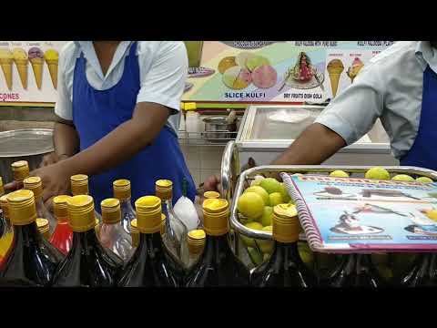 Mumbai Juhu Beach Ice Gola...Yum!