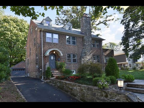 322 Corlies , Pelham NY 10803  **Picture Video**