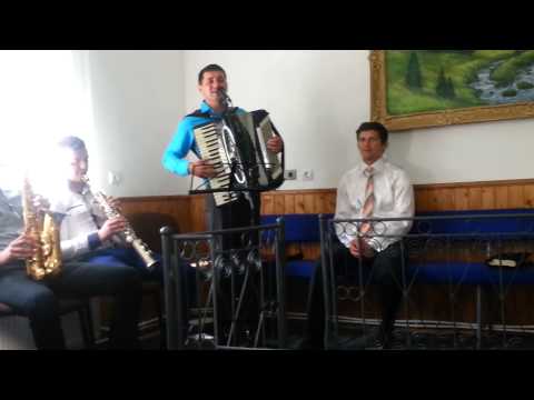 Lucian Bila si Naomi Sturza -Grupaj de cantari