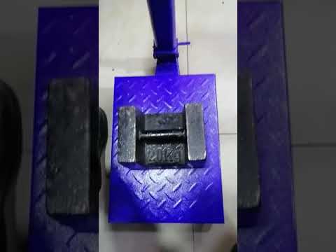 calibration.  model ..TCS 016. capacity 150kg. 20g. China. price 600QR