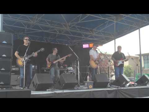 Juswho playing with Tin Star Charmer n.s