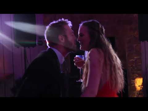 DJ Bukky  Weddings - Birthdays - Office Parties video.