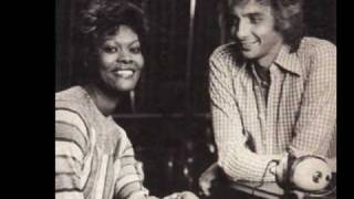 Dionne Warwick &amp; Barry Manilow Run to me