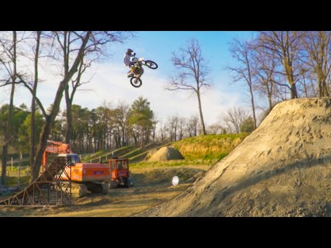 SALTO 18m CON LA MOTO - Backflip in moto [Ep.2]
