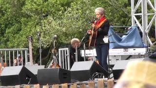 Joan Baez - Deportee LIVE at HSB 10