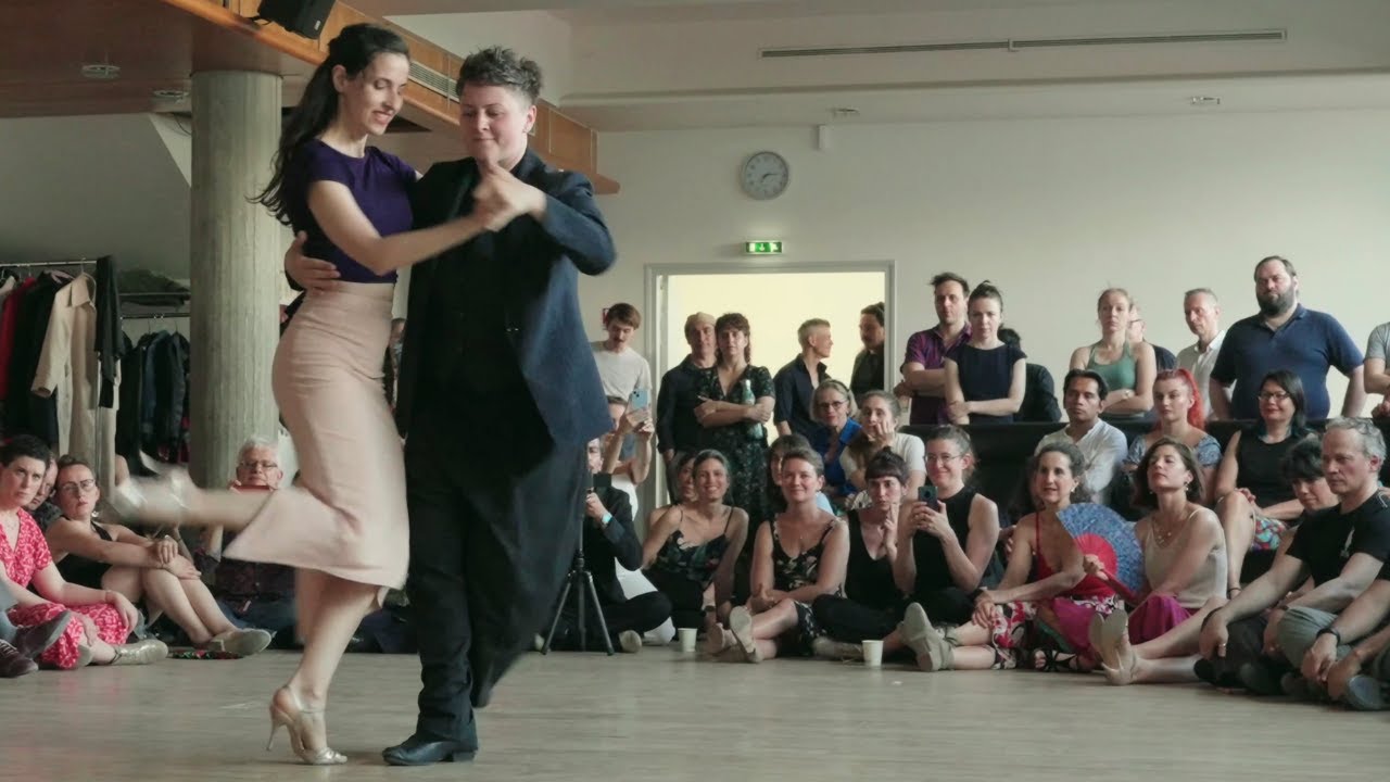 Video thumbnail for Evi Sofra and Yana Khalilova - Yo tambien