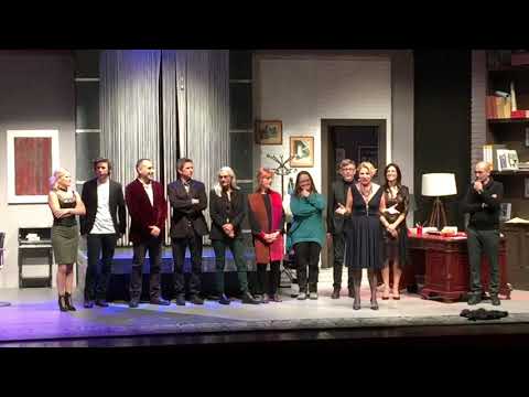 Confidenze pericolose Saluti