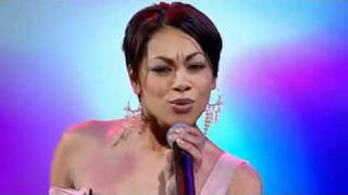 Prinnie Stevens - Natural Woman