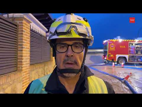 Inundación por rotura de tubería en Camarma de Esteruelas.