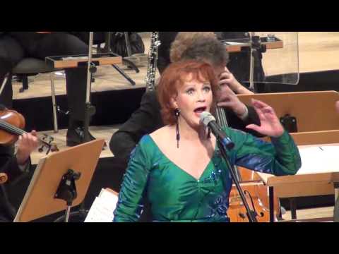 Karin Pagmar singt Franz Grothe:"Es ist nur die Liebe"
