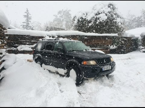 Extreme Deep Snow Off Road 4x4 ~ Mitsubishi Montero Sport/Georgia - 2016