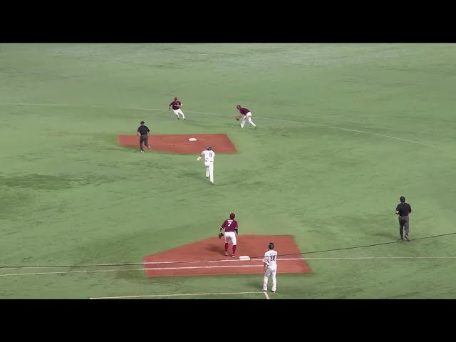 【6回裏】ピンチの芽を摘む!! イーグルス二遊間の華麗なダブルプレー!! 2021年10月6日 福岡ソフトバンクホークス 対 東北楽天ゴールデンイーグルス
