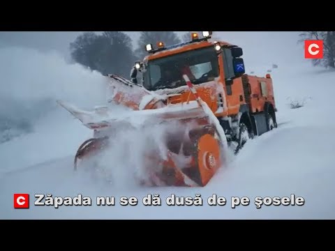 Zăpada nu se dă dusă de pe şosele