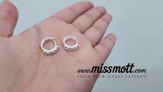 Vídeo de Brinco Argola Click Dupla Face 4 Pontos de Luz e 4 Corações Vazados - Prata 925