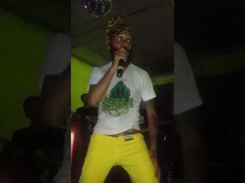 Fidel Nadal ft. I Nesta - Todo vuelve a su lugar vivo