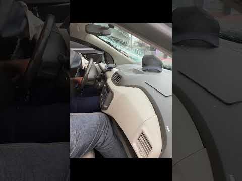Breaking News acidente em São José dos Pinhais  Transporte da saúde de Antonina Salvando vidas.