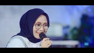 Download lagu Suara ''Nazia marwiana /kehadiran cinta  mu buatku merasa lengkap mp3