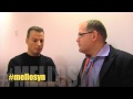 Magnus Carlsson intervjuas inför finalen av ...