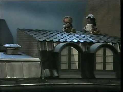 download lagu mp3 mp4 Kender Du Decembervej, download lagu Kender Du Decembervej gratis, unduh video klip Download Kender Du Decembervej Mp3 dan Mp4 Free All Gratis