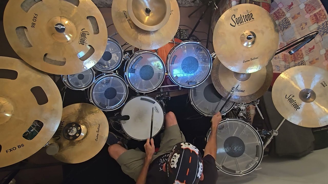 Promotional video thumbnail 1 for Versatile Pro Drummer. Rock to Theater