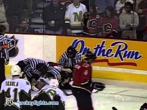 Steve Ott vs Shean Donovan