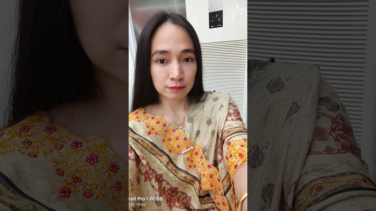 611 selfies in the Ladies Room P2 #selfie