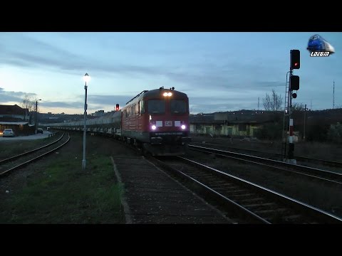DA 60-1705-2 cu/with Marfar DB Schenker Freight Train in Oradea Est - 01 April 2015