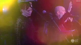 ASHES TO ASHES - David Bowie tribute by Michael Stipe &amp; Karen Elson