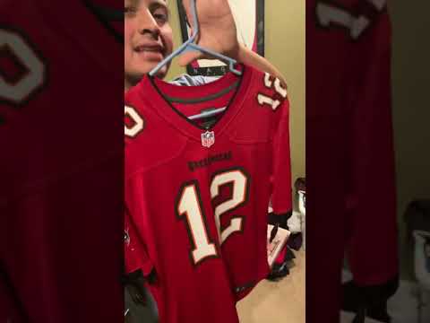 Tom Brady Tampa Bay Buccaneers 2020 Nike jersey review #Bucs #TomBrady #Tampabay #tombradyjersey