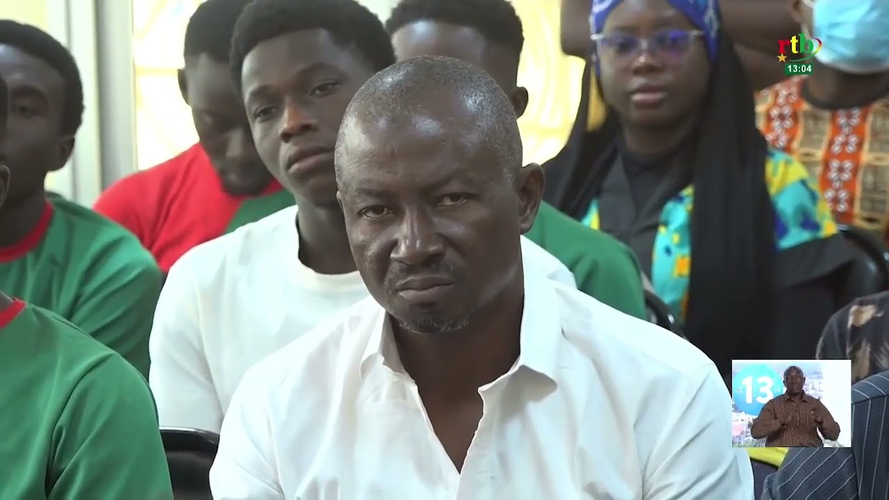 La révolution progressiste populaire expliquée aux jeunes de la région du Guiriko