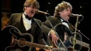 Wake Up Little Susie ~~~ Everly Brothers, Melbourne, 1989