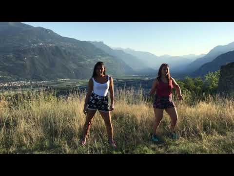 Gianluca Vacchi, Nacho, Becky G - Mueve - Zumba Vanessa & Kelly