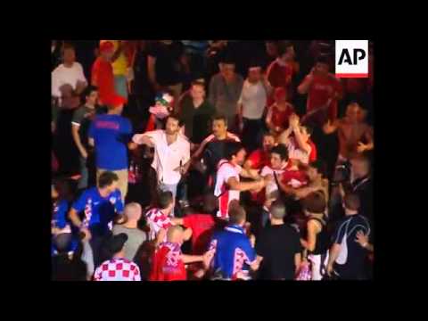 Fans reax as Turkey beats Croatia on penalties