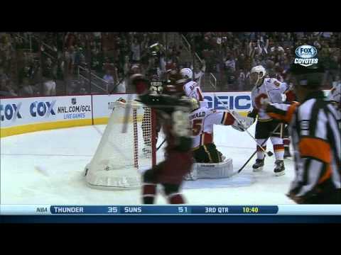 Mike Ribeiro tip in goal 2-0 Calgary Flames vs Phoenix Coyotes 10/22/13 NHL Hockey