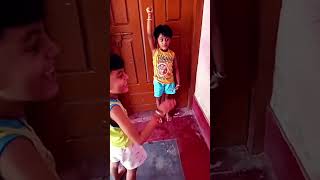 mujhe chhod do#shortvideo #funny #comedy #viral #kid 😛🤪