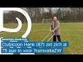 Henk is al 75 jaar lid van een voetbalvereniging en stond vroeger met mijnwerkersschoenen op het ...