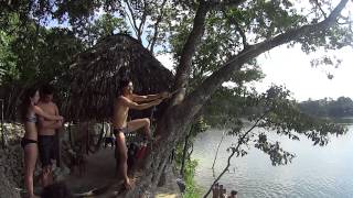 preview picture of video 'Прыжок с Тарзанкой в Гватемале'