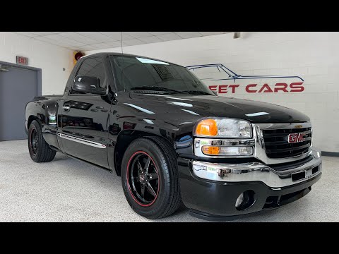 2005 GMC Sierra SLE, 5.3L, G80, high options truck, ridetech suspension, race star wheels SOLD