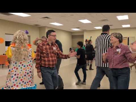 Square dancing with Tim Tyl calling at West County Spinners in Creve Coeur, MO 10/20/25.