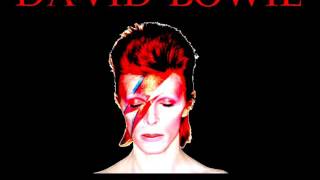 David Bowie - Time (lyrics)