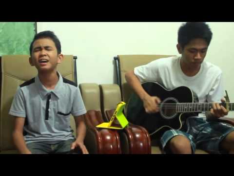 Нереально Красивый голос у парня - Unrealistically Beautiful voice guy